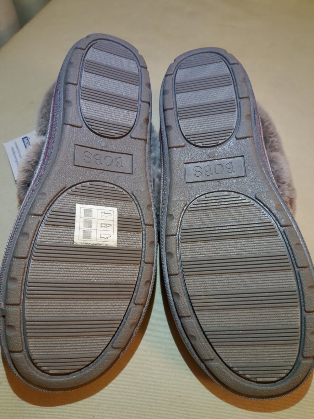 Bobs from Sketchers Memory Foam Kitty Design Slippers size 6 / 7.5 / 9.5 - Picture 2 of 5